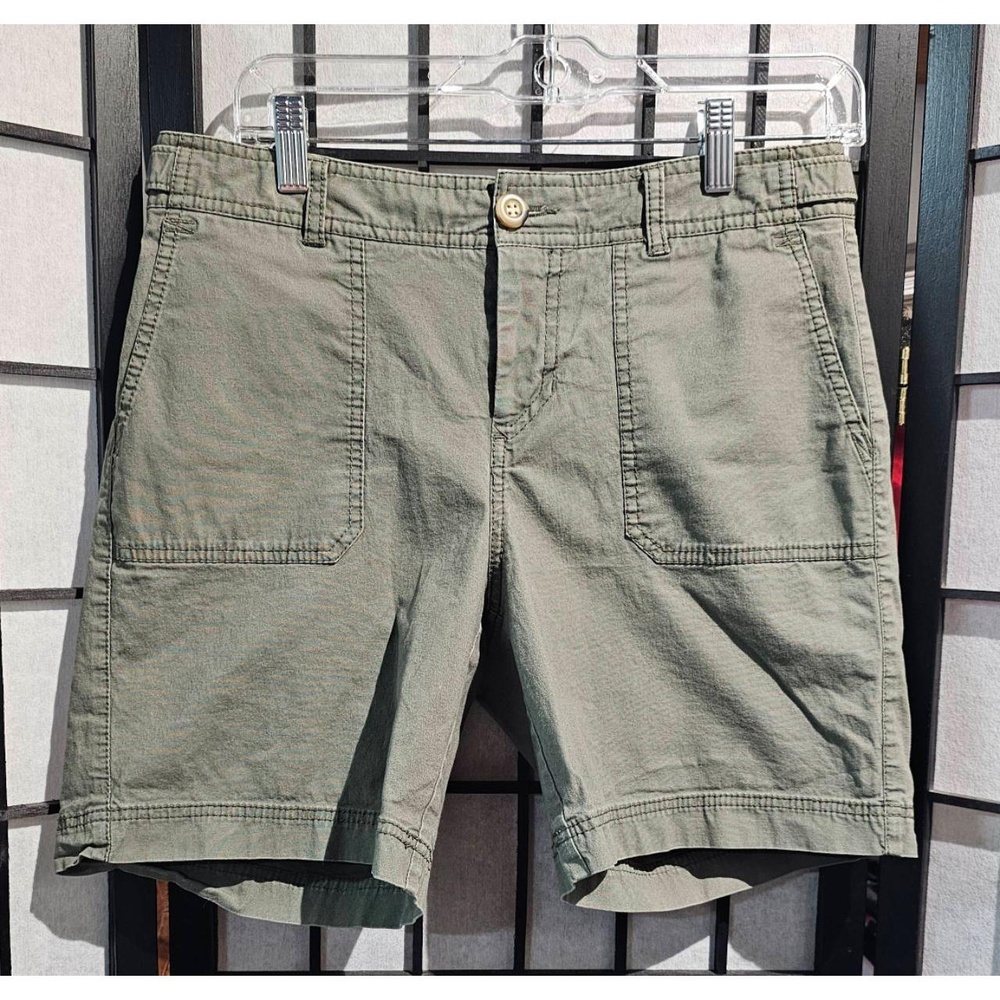 DOCKERS Women’s Shorts Size 6 Olive Green Mid Rise Curvy Stretch Utility Pockets - Picture 2 of 6